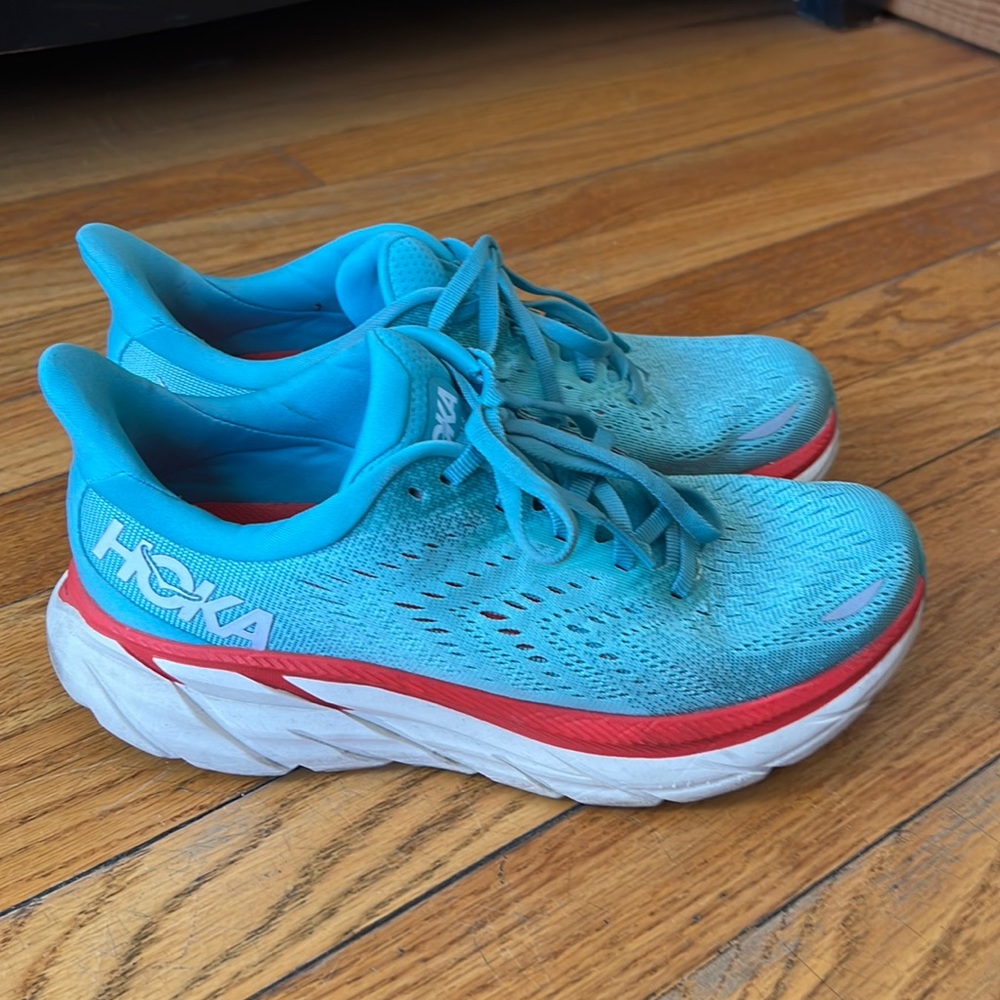 Hoka Women’s Clifton 8 Running Shoes